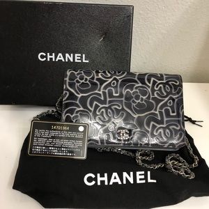 Authentic Chanel wallet on chain